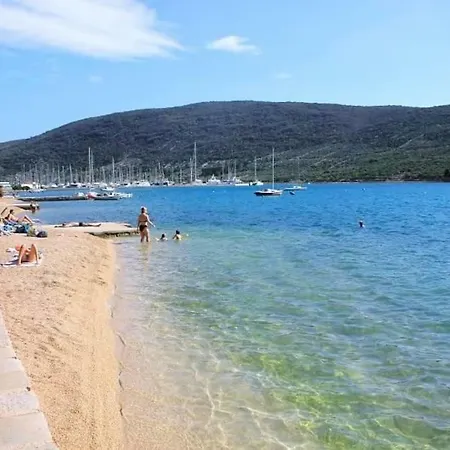 Appartement Sara - *