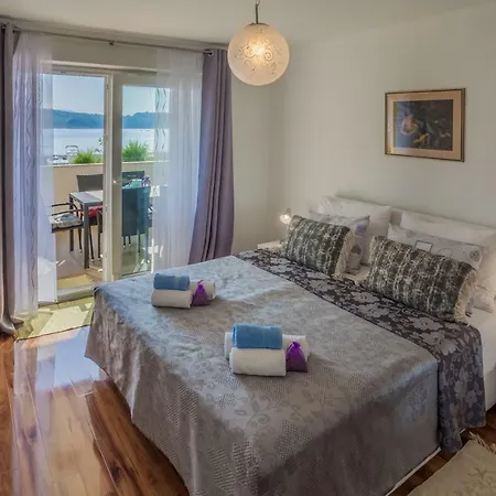 Sara - Apartamento Cres