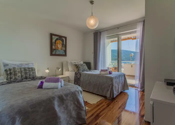 Sara - דירה קרס