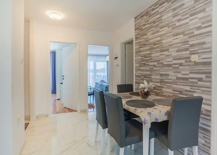 Appartement Sara - *